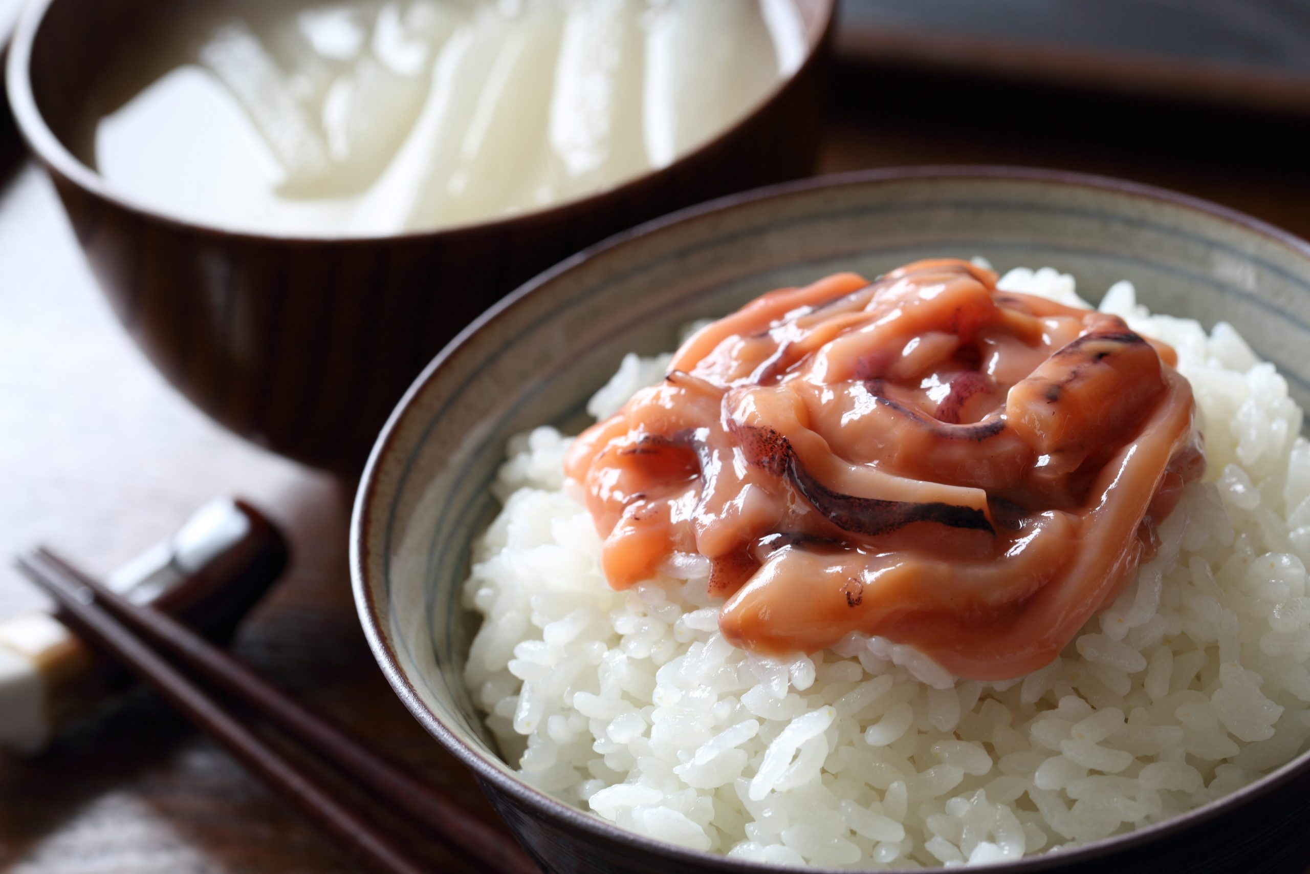 いかの塩辛のアレンジレシピ8選！お酒のおつまみやメイン料理まで紹介 | 暮らしのクリップ