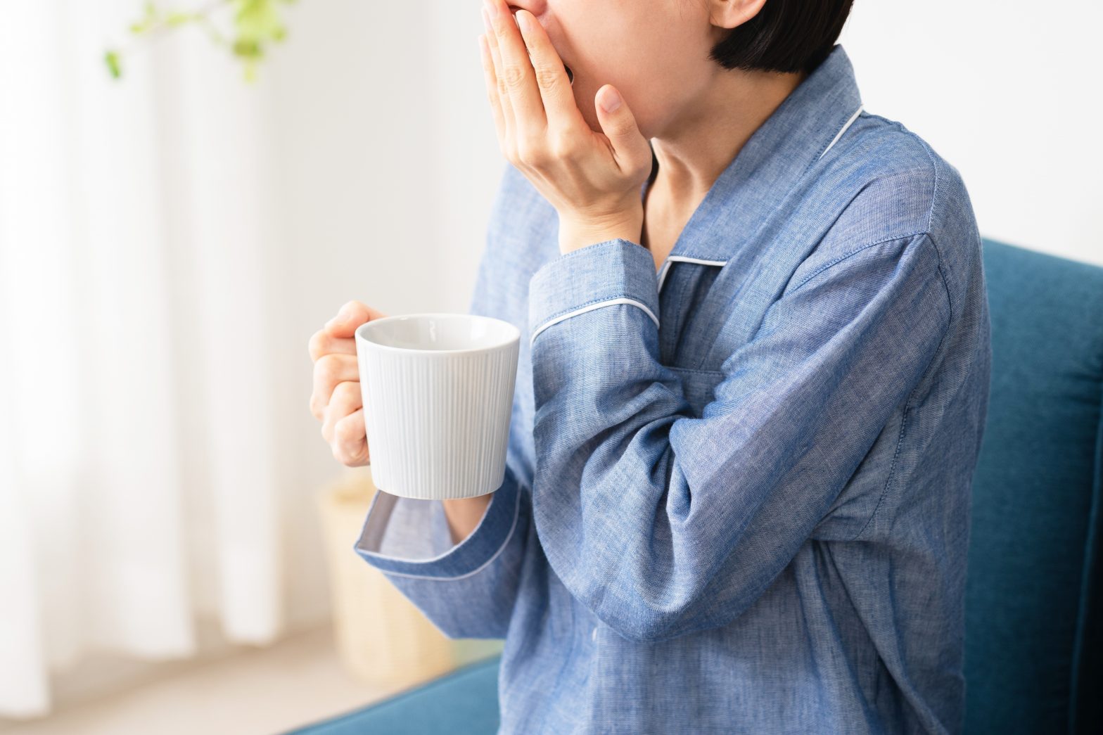 寝ても寝ても眠いときの原因は？改善策とおすすめサプリメントを紹介 | 暮らしのクリップ