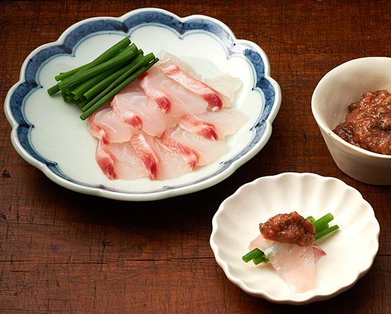 鯛の刺身 梅ごのみ&わさびの画像