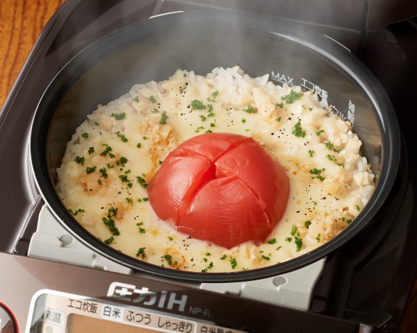 まるごとトマトの炊き込みリゾットの画像