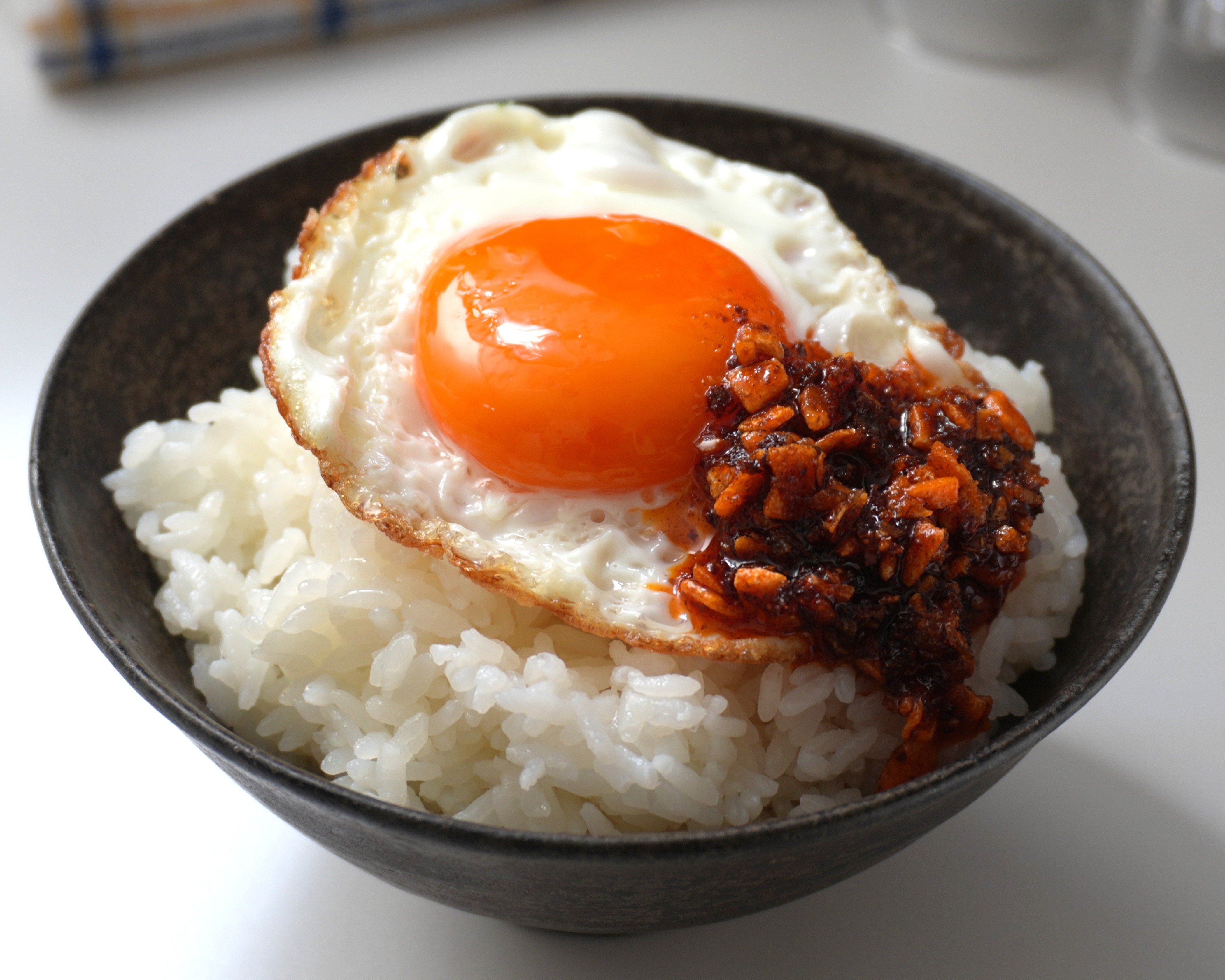 ★新メニュー★目玉焼き丼の画像