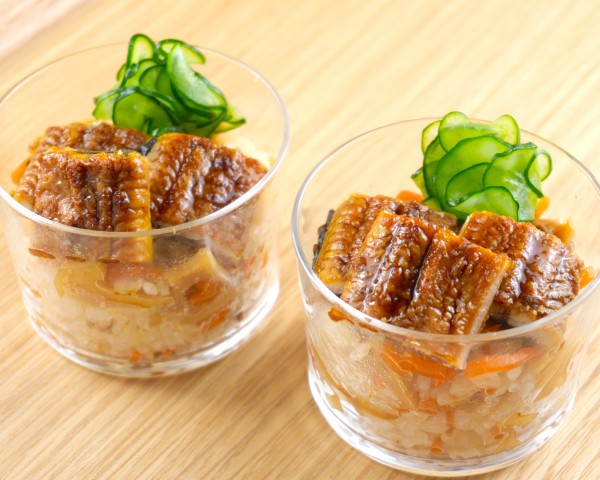 ★新メニュー★うなぎのカップちらし寿司（五目寿司のたね）の画像