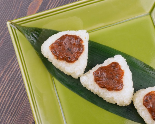 ★新メニュー★梅ごのみ焼きおにぎりの画像