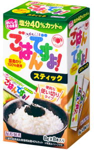 07_塩分40％カットのごはんですよ！スティック6Ｐ箱入り_右斜め俯瞰 - 編集済み
